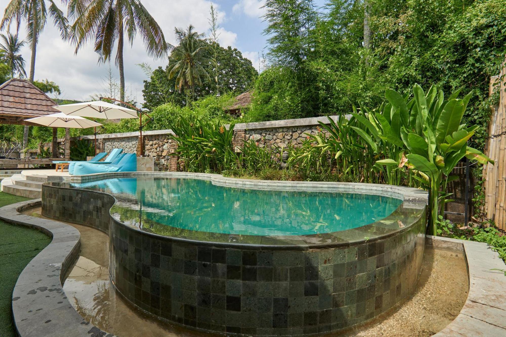 Attara Inn Senggigi Luaran gambar