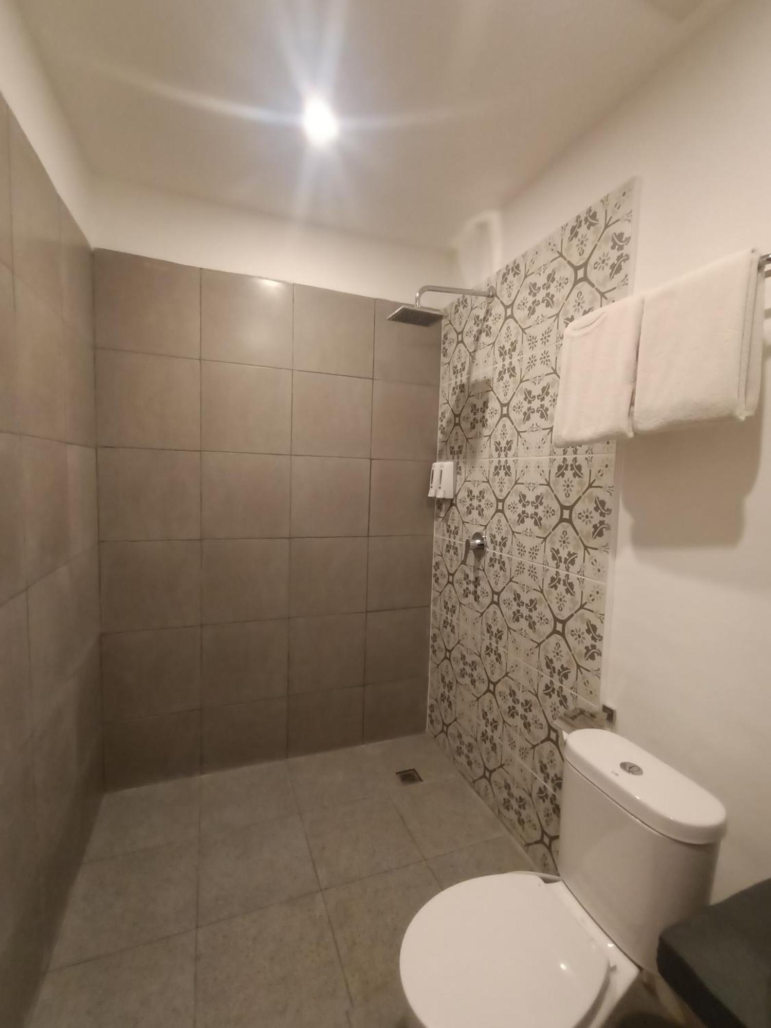 Attara Inn Senggigi Luaran gambar
